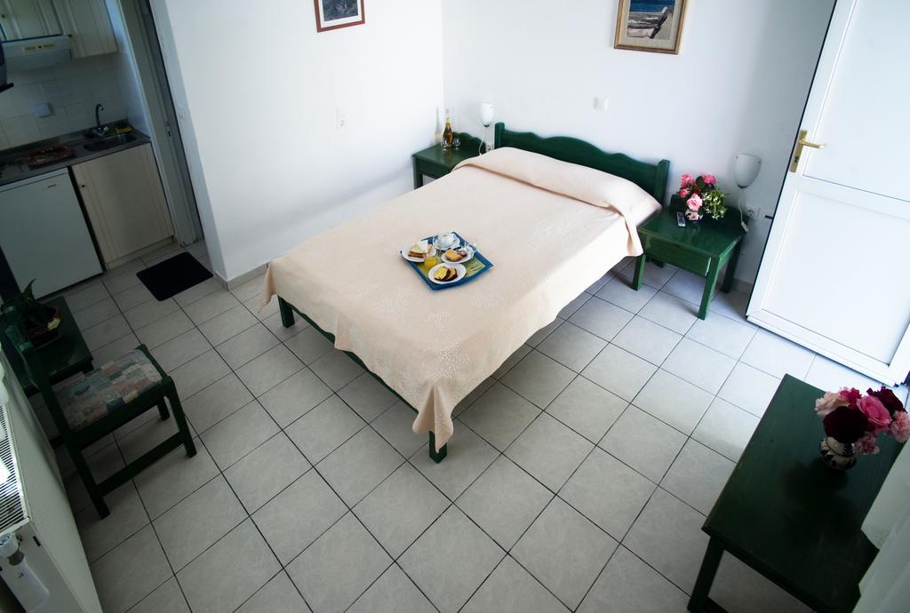 Aiolos Hotel Ménites Esterno foto