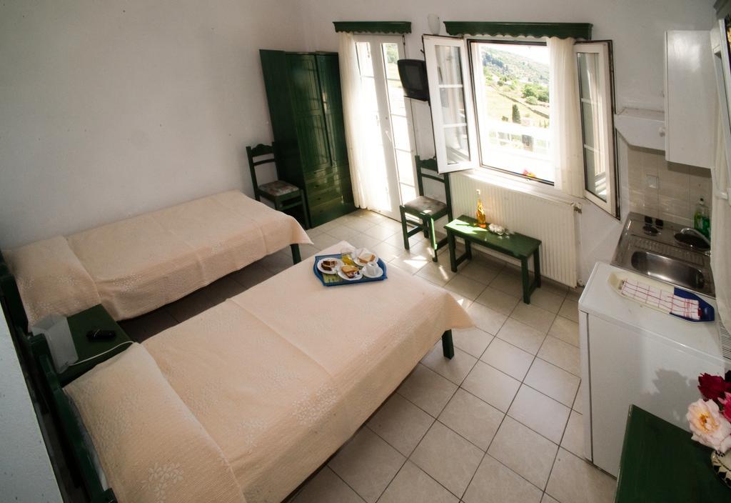 Aiolos Hotel Ménites Esterno foto
