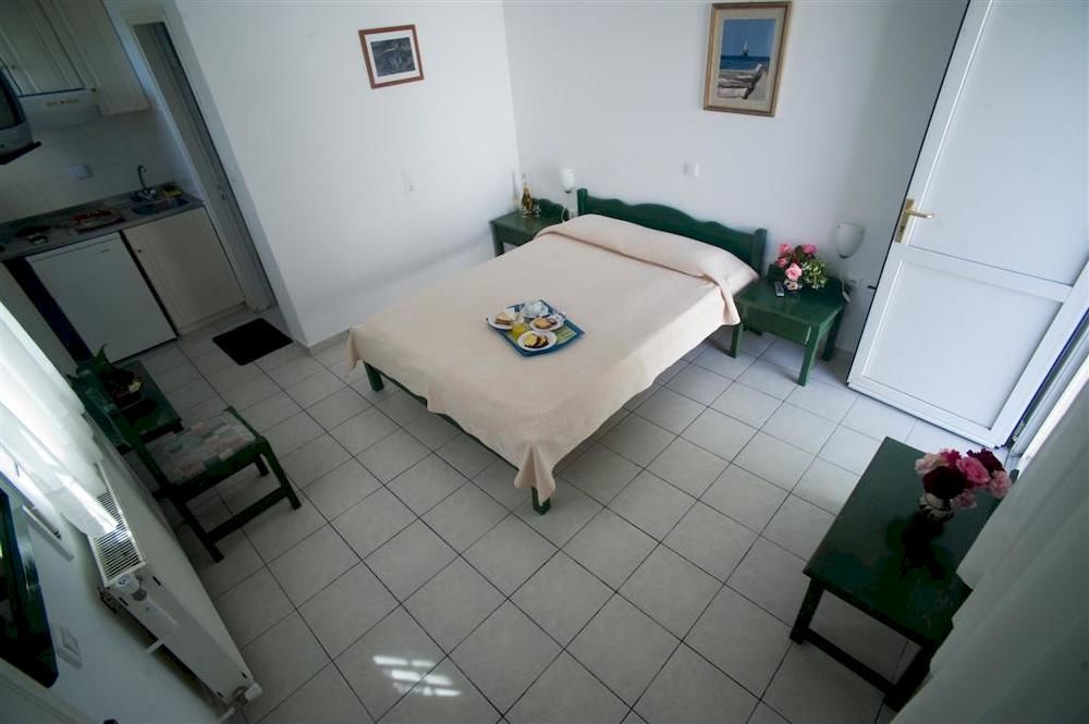 Aiolos Hotel Ménites Esterno foto