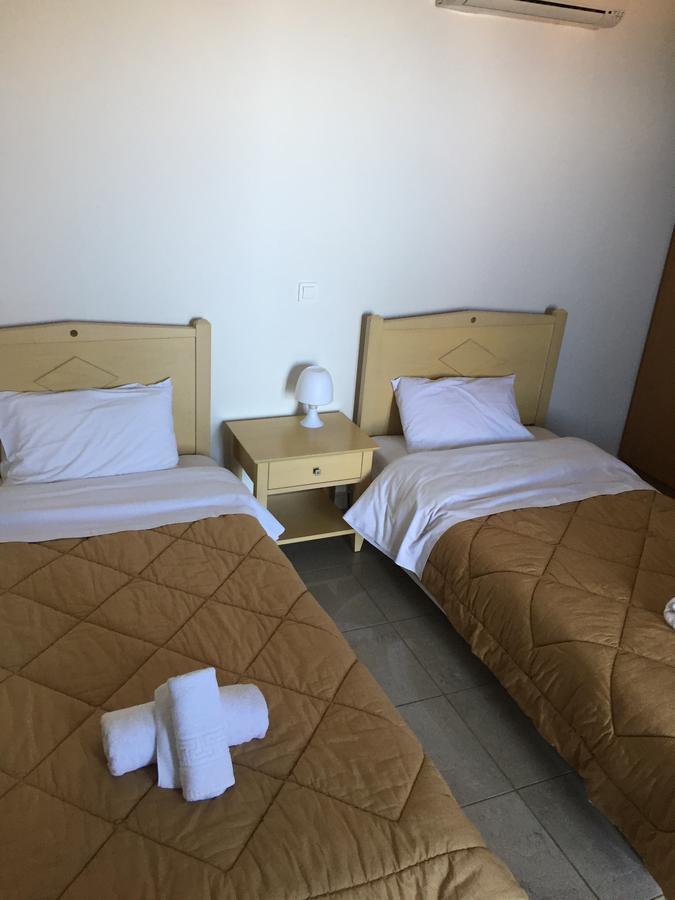 Aiolos Hotel Ménites Esterno foto