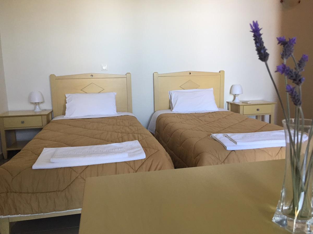 Aiolos Hotel Ménites Esterno foto