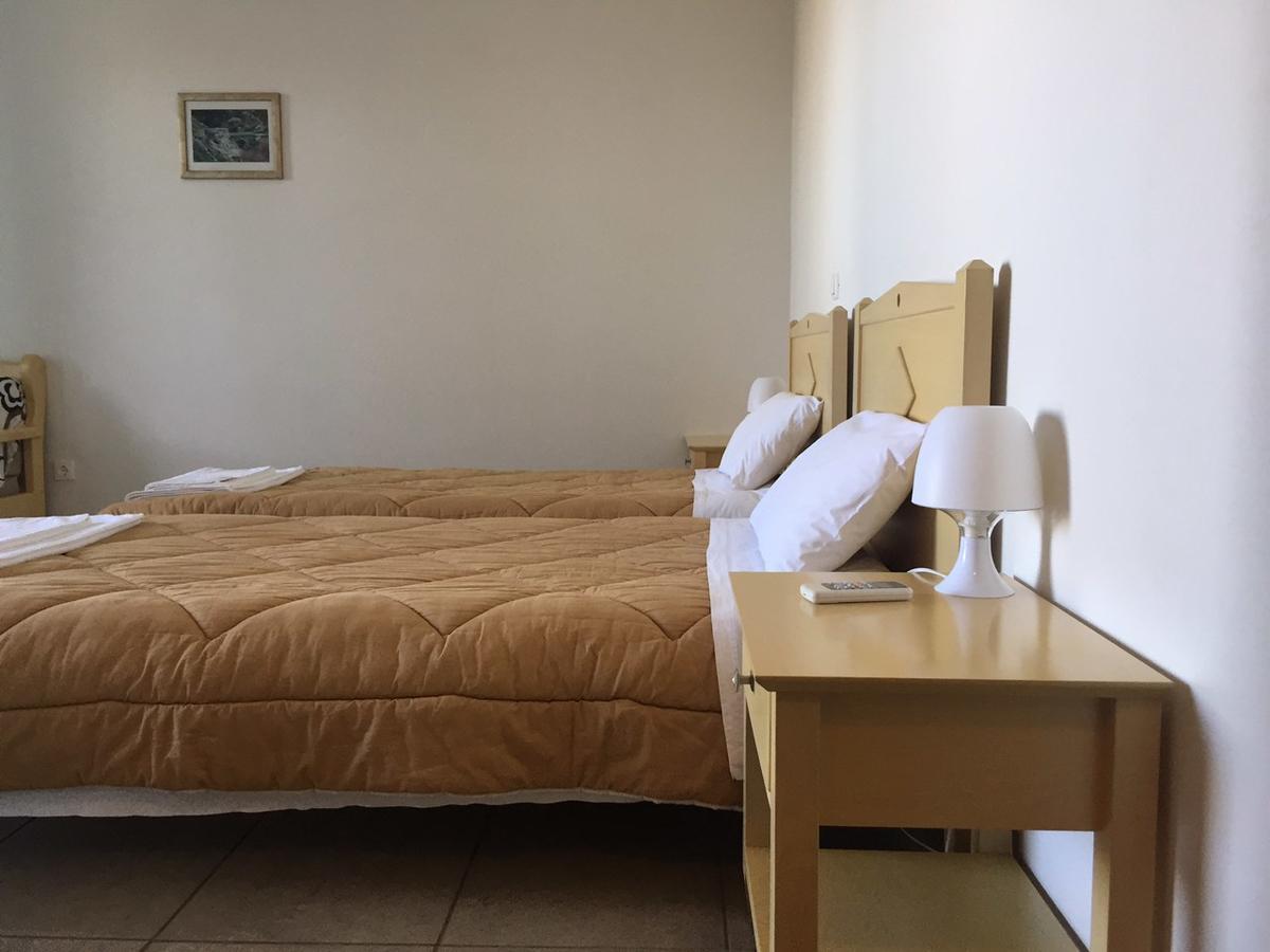 Aiolos Hotel Ménites Esterno foto